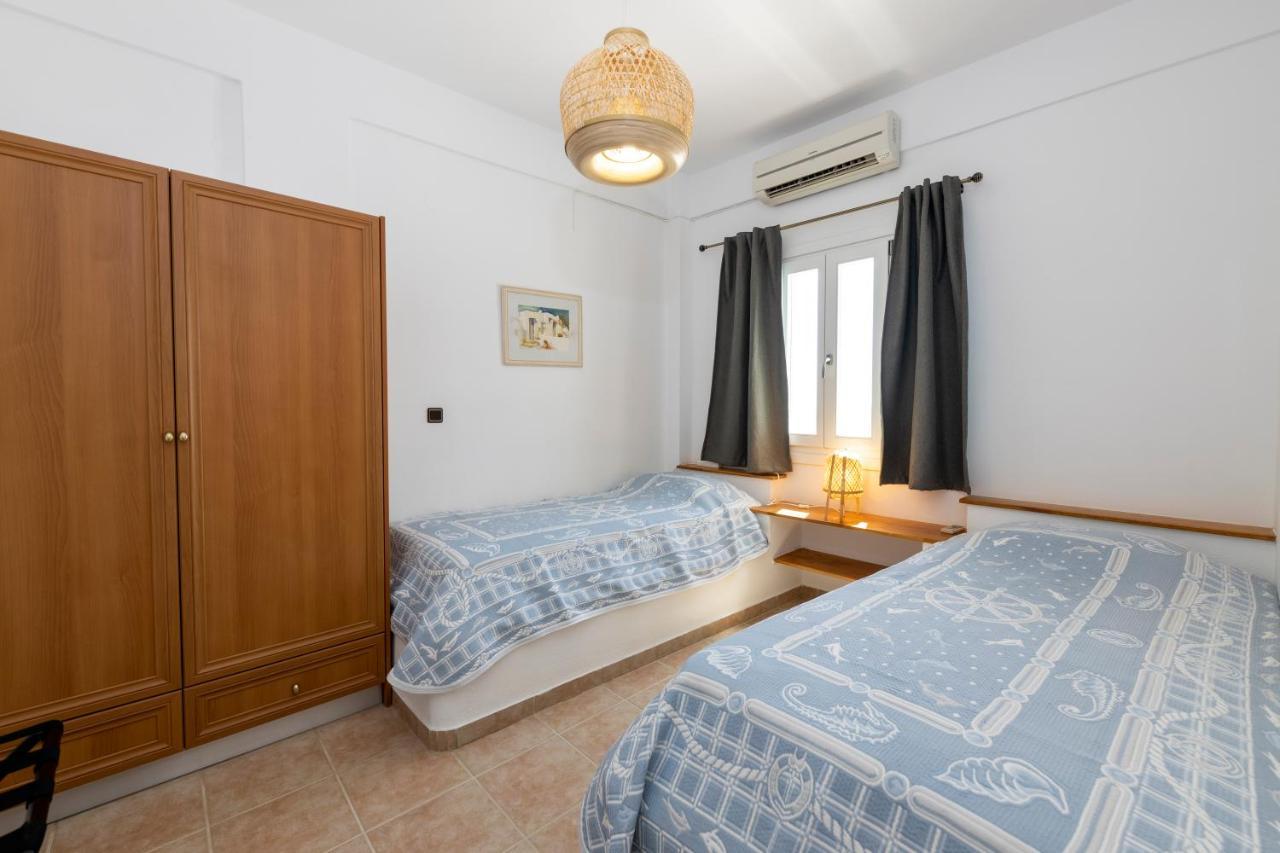 Pension Moschoula Platis Gialos  Екстер'єр фото