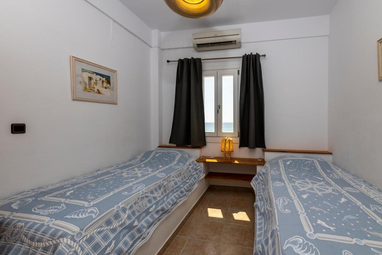 Pension Moschoula Platis Gialos  Екстер'єр фото
