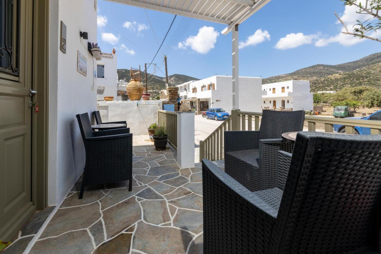 Pension Moschoula Platis Gialos  Екстер'єр фото