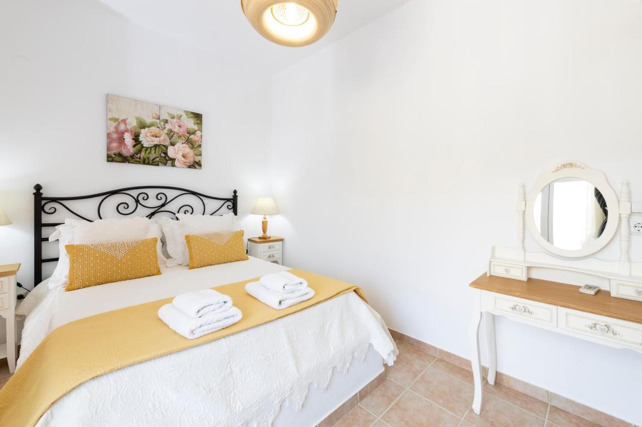 Pension Moschoula Platis Gialos  Екстер'єр фото