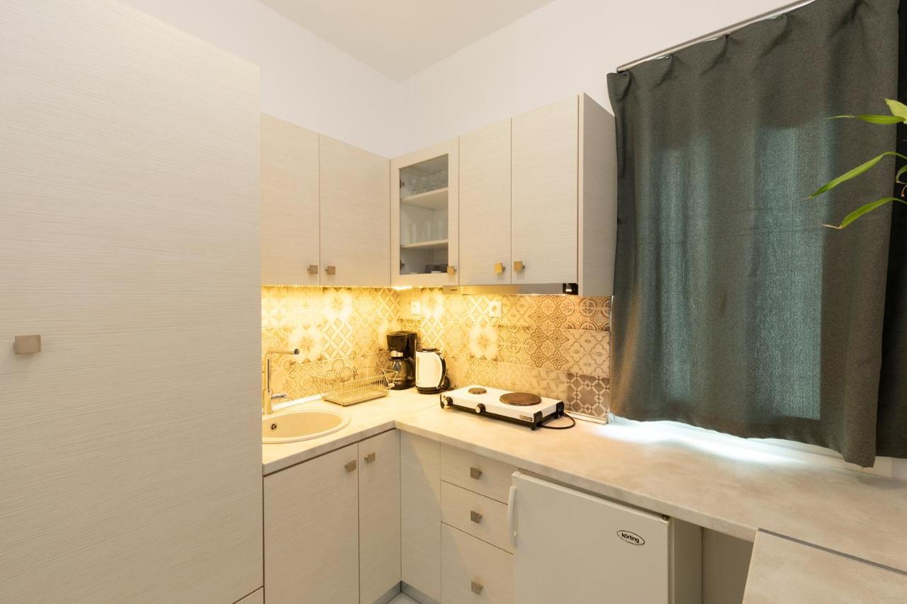 Pension Moschoula Platis Gialos  Екстер'єр фото