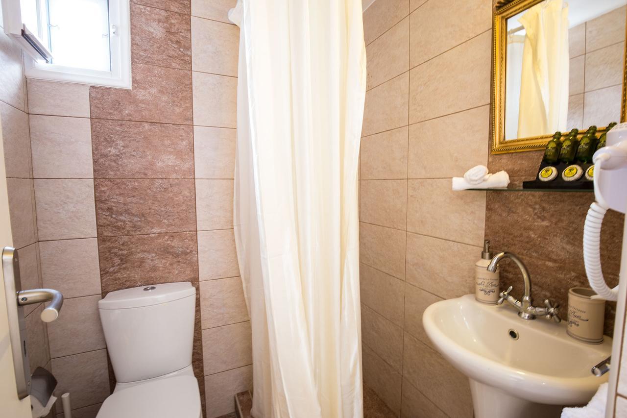 Pension Moschoula Platis Gialos  Екстер'єр фото